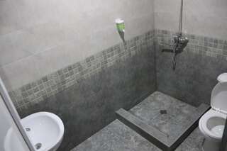 Отель hotel venus Тбилиси Семейный номер-4
