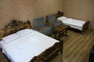 Отель hotel venus Тбилиси Классический трехместный номер-5